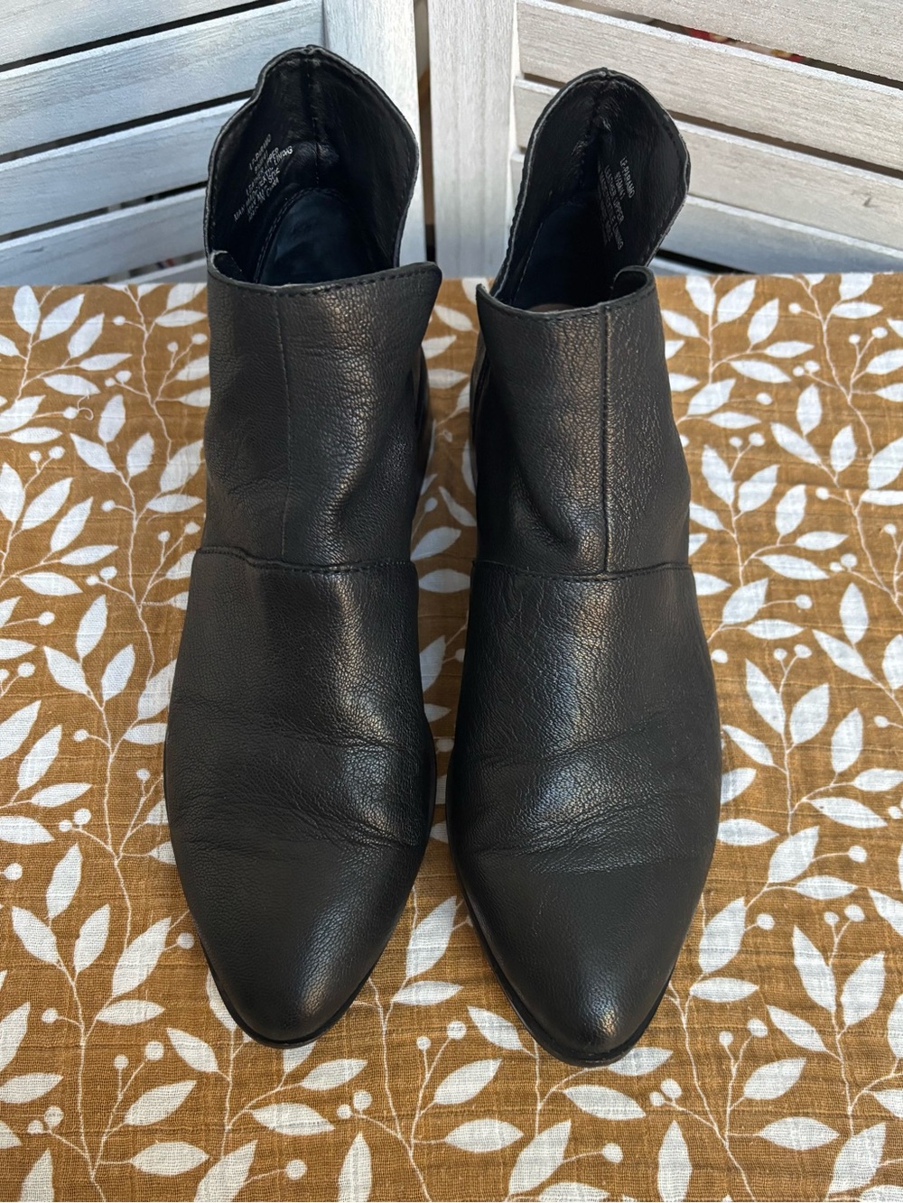 Lucky Brand Womens Paramo Black Leather Pointed Toe Ankle Boots size 9.5